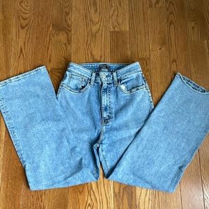 Abercrombie & Fitch light washed wide leg flare jean